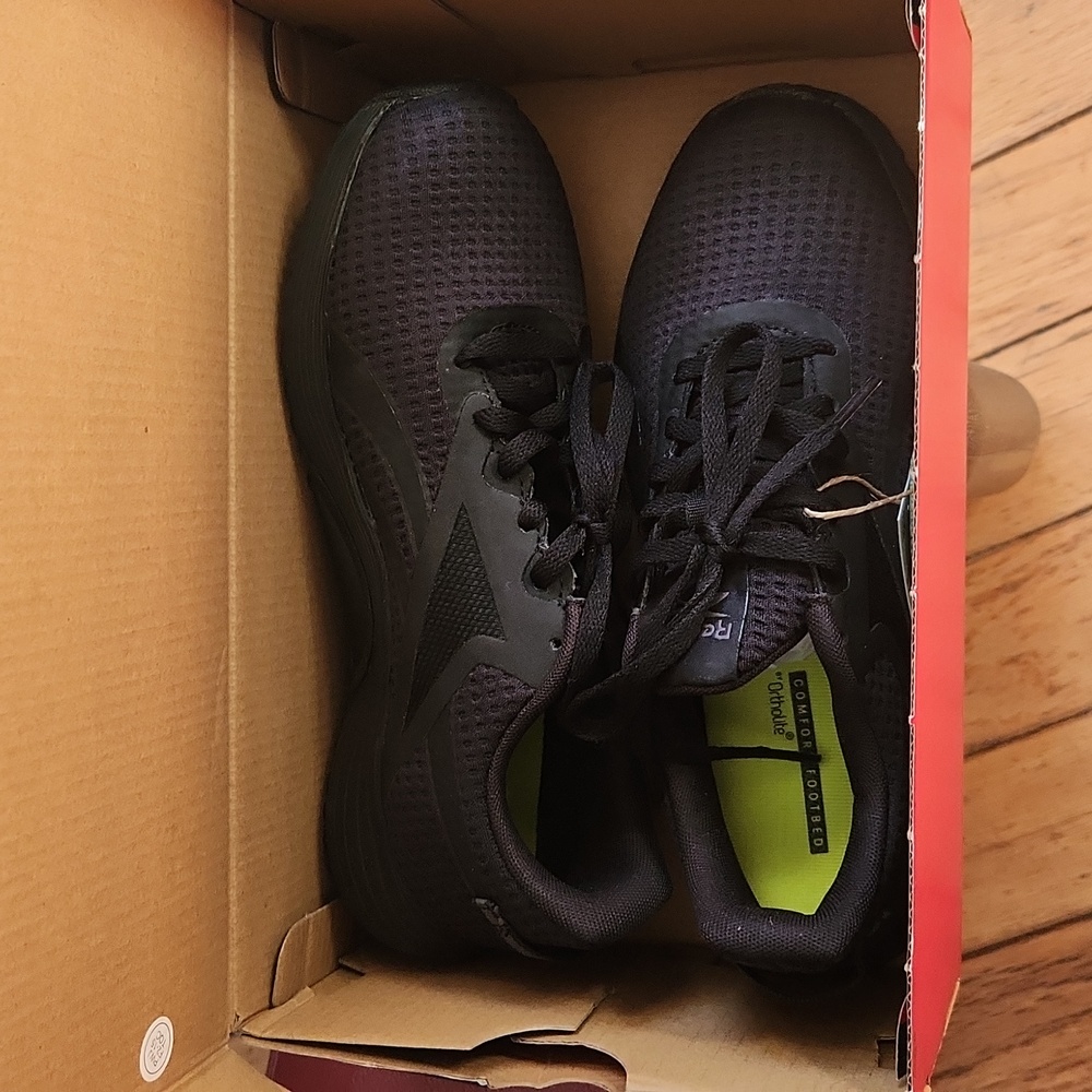 NEW IN BOX REEBOK LITE PLUS 3 ORTHOLITE SNEAKERS